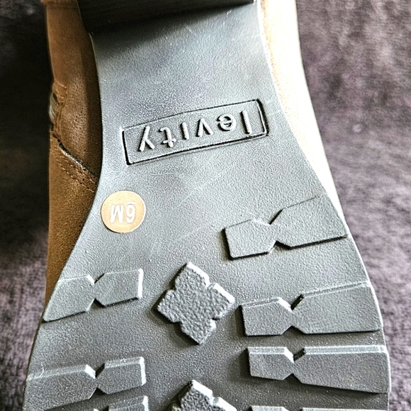 Levity Ankle Boots - Picture 4 of 5